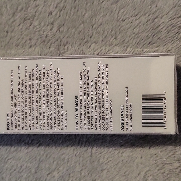 Static Reusable Pop On Nails - French manicure - NWTs - Picture 4 of 4